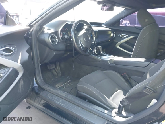 2018 Chevrolet Camaro 1LT with VIN 1G1FB3DS6J0167524, listed as a IAAI auction lot 41583079 with 98,089 mi miles. Bid and sale history available at carsss.com. Image 19.