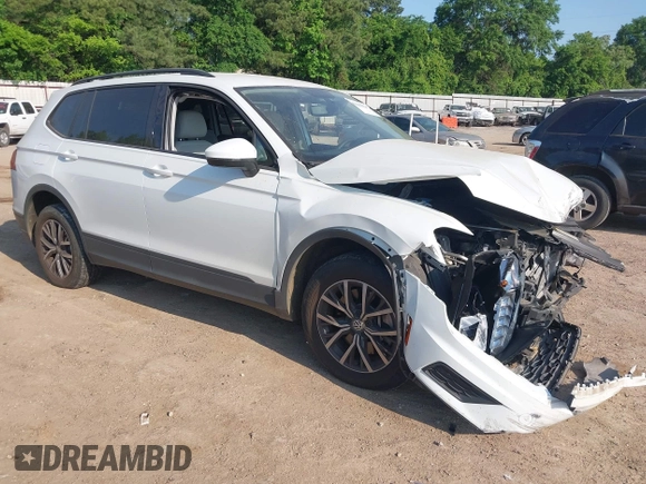 2021 Volkswagen Tiguan S с VIN 3VV1B7AX6MM110493, выставлен на аукционе IAAI как лот 42042818 с пробегом 49 745 миль миль и . История ставок и продаж доступна на DreamBid. Изображение 1.