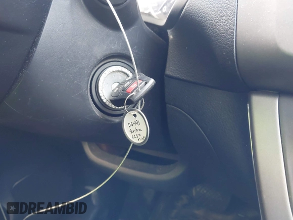 2014 Nissan Sentra SV z VIN 3N1AB7AP4EL675267, wystawiony jako IAAI lot #42306480 z przebiegiem 161 552 mil mil oraz . Historia ofert i sprzedaży dostępna na DreamBid. Obrazek 11.
