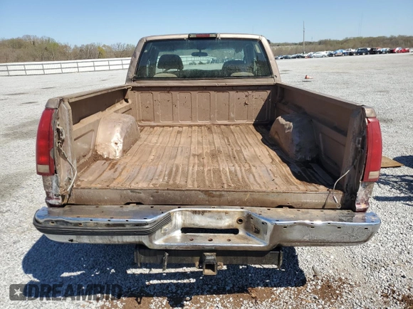 1997 Chevrolet Silverado 1500 with VIN 2GCEK19R6V1141478, listed as a Copart auction lot 50797925 with 274,288 mi miles and Salvage Title. Bid and sale history available at DreamBid. Image 6.