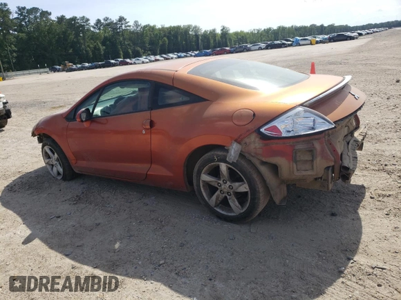 2008 Mitsubishi Eclipse GS z VIN 4A3AK24F78E041679, wystawiony jako Copart lot #57318925 z przebiegiem 205 719 mil mil oraz Szkoda całkowita • Salvage title. Historia ofert i sprzedaży dostępna na DreamBid. Obrazek 2.