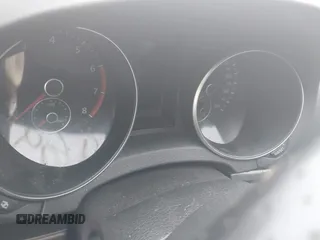 2011 Volkswagen GTI с VIN WVWGV7AJXBW041753, выставлен на аукционе IAAI как лот 42095961 с пробегом Не указан миль и . История ставок и продаж доступна на DreamBid. Изображение 7.