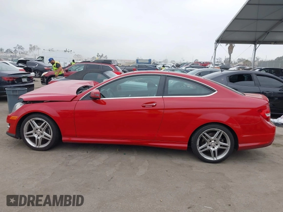 2014 Mercedes-Benz C 250 with VIN WDDGJ4HB4EG300833, listed as a IAAI auction lot 42551110 with 78,626 mi miles and . Bid and sale history available at DreamBid. Image 14.