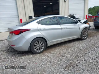2015 Hyundai Elantra SE z VIN 5NPDH4AE6FH616583, wystawiony jako IAAI lot #42188154 z przebiegiem 105 523 mil mil oraz . Historia ofert i sprzedaży dostępna na DreamBid. Obrazek 4.