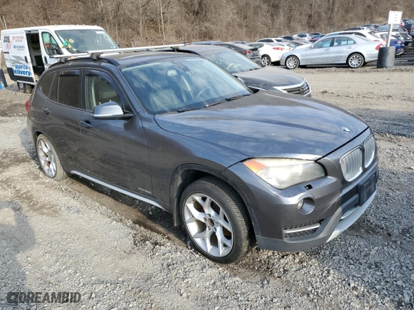 2013 BMW X1 xDrive28i with VIN WBAVL1C59DVR87374, listed as a Copart auction lot 49012675 with 217,709 mi miles and Clean Title. Bid and sale history available at carsss.com. Image 4.