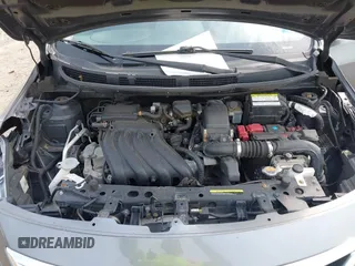 2016 Nissan Versa S z VIN 3N1CN7AP9GL829345, wystawiony jako IAAI lot #42441630 z przebiegiem 147 607 mil mil oraz . Historia ofert i sprzedaży dostępna na DreamBid. Obrazek 10.