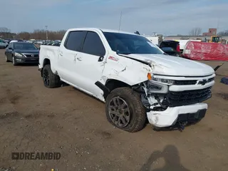 2025 Chevrolet Silverado 1500 with VIN 2GCUKEED4S1135834, listed as a IAAI auction lot 41781473 with 1,078 mi miles and . Bid and sale history available at DreamBid. Image 17.
