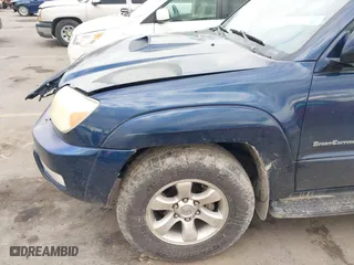 2005 Toyota 4Runner SR5 with VIN JTEBU14R958045762, listed as a IAAI auction lot 41703309 with 203,120 mi miles. Bid and sale history available at carsss.com. Image 18.