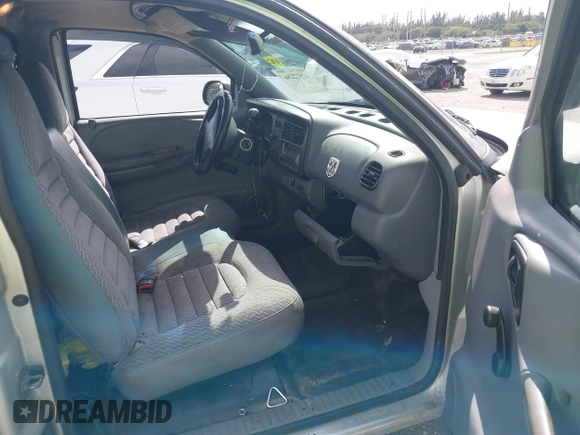 1997 Dodge Dakota with VIN 1B7FL26X7VS252440, listed as a IAAI auction lot 41572286 with Not Provided miles and . Bid and sale history available at carsss.com. Image 5.