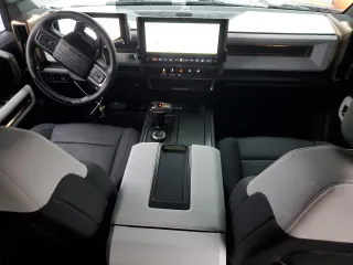2024 GMC Hummer EV 3X with VIN 1GKB0RDC6RU107095, listed as a Copart auction lot 82655324 with 6,013 mi miles and Salvage Title. Bid and sale history available at carsss.com. Image 8.