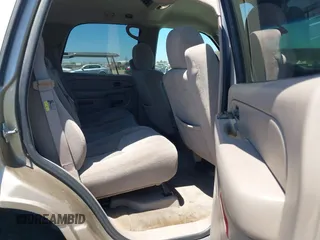 2005 Chevrolet Tahoe LS with VIN 1GNEK13T85J187539, listed as a IAAI auction lot 42540815 with 181,954 mi miles and . Bid and sale history available at DreamBid. Image 8.