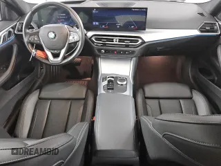 2024 BMW 4 Series 430i z VIN WBA53AP07RCN92336, wystawiony jako Copart lot #83991154 z przebiegiem 28 581 mil mil oraz Czysty tytuł • Clean title. Historia ofert i sprzedaży dostępna na DreamBid. Obrazek 8.