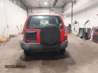 2001 Chevrolet Tracker z VIN 2CNBJ13C116953953, wystawiony jako IAAI lot #42107350 z przebiegiem 185 898 mil mil oraz . Historia ofert i sprzedaży dostępna na DreamBid. Obrazek 16.