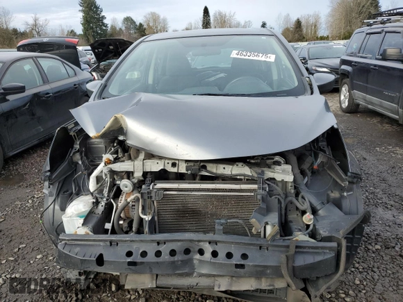 2017 Nissan Versa Note SR with VIN 3N1CE2CP7HL352819, listed as a Copart auction lot 46335675 with 77,748 mi miles and Salvage Title. Bid and sale history available at carsss.com. Image 5.