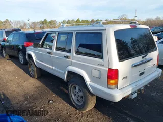 2000 Jeep Cherokee Limited with VIN 1J4FF68S3YL112376, listed as a IAAI auction lot 41946899 with 208,228 mi miles. Bid and sale history available at carsss.com. Image 3.