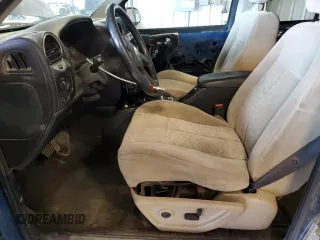 2005 GMC Envoy SLE with VIN 1GKDT13S252205556, listed as a Copart auction lot 74238784 with 198,982 mi miles and Clean Title. Bid and sale history available at carsss.com. Image 7.