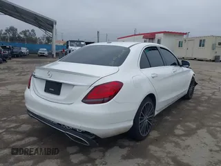 2019 Mercedes-Benz C 300 с VIN 55SWF8DB2KU309300, выставлен на аукционе IAAI как лот 41894814 с пробегом 50 745 миль миль и . История ставок и продаж доступна на DreamBid. Изображение 4.