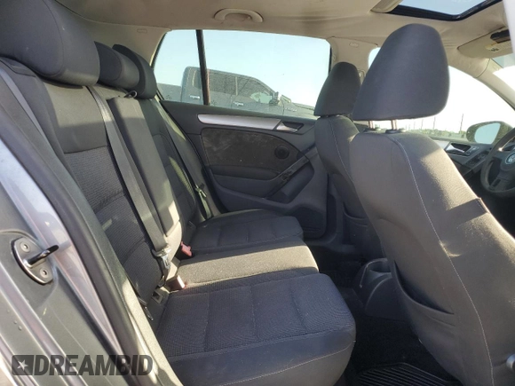 2011 Volkswagen Golf с VIN WVWDA7AJXBW265104, выставлен на аукционе Copart как лот 55124435 с пробегом 184 130 миль миль и Списание • Salvage title. История ставок и продаж доступна на DreamBid. Изображение 10.