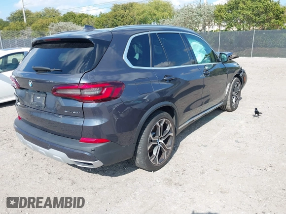 2021 BMW X5 sDrive40i with VIN 5UXCR4C01M9G07906, listed as a IAAI auction lot 41847036 with 16,307 mi miles. Bid and sale history available at carsss.com. Image 4.
