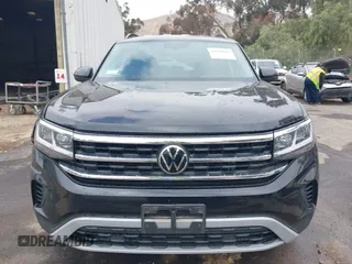 2022 Volkswagen Atlas SE with VIN 1V2DP2CA5NC554636, listed as a IAAI auction lot 41500393 with 38,491 mi miles and . Bid and sale history available at DreamBid. Image 13.