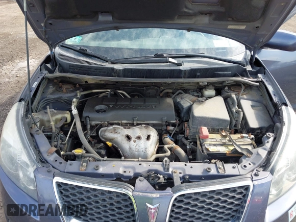 2009 Pontiac Vibe with VIN 5Y2SM67069Z422076, listed as a IAAI auction lot 42158045 with 180,568 mi miles. Bid and sale history available at carsss.com. Image 10.