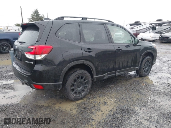 2019 Subaru Forester Premium with VIN JF2SKAEC6KH551325, listed as a IAAI auction lot 41623331 with 88,727 mi miles. Bid and sale history available at carsss.com. Image 4.