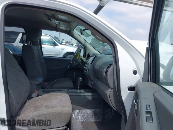 2019 Nissan Frontier SV with VIN 1N6AD0ER8KN789257, listed as a IAAI auction lot 42559278 with 105,322 mi miles and . Bid and sale history available at DreamBid. Image 5.