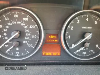 2007 BMW 3 Series 328i z VIN WBAWV135X7P117866, wystawiony jako Copart lot #46118685 z przebiegiem 112 828 mil mil oraz Szkoda całkowita • Salvage title. Historia ofert i sprzedaży dostępna na DreamBid. Obrazek 9.