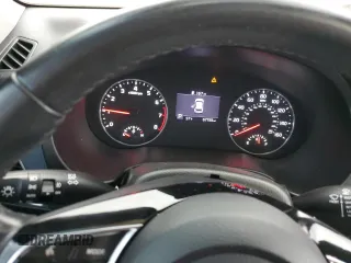 2021 Kia Seltos S z VIN KNDEUCA22M7057082, wystawiony jako Copart lot #46253545 z przebiegiem 67 733 mil mil oraz Szkoda całkowita • Salvage title. Historia ofert i sprzedaży dostępna na DreamBid. Obrazek 9.