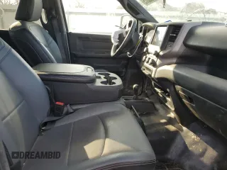 2024 Ram 2500 Tradesman z VIN 3C6UR5HLXRG139877, wystawiony jako Copart lot #44438375 z przebiegiem Nie podano mil oraz Szkoda całkowita • Salvage title. Historia ofert i sprzedaży dostępna na DreamBid. Obrazek 7.