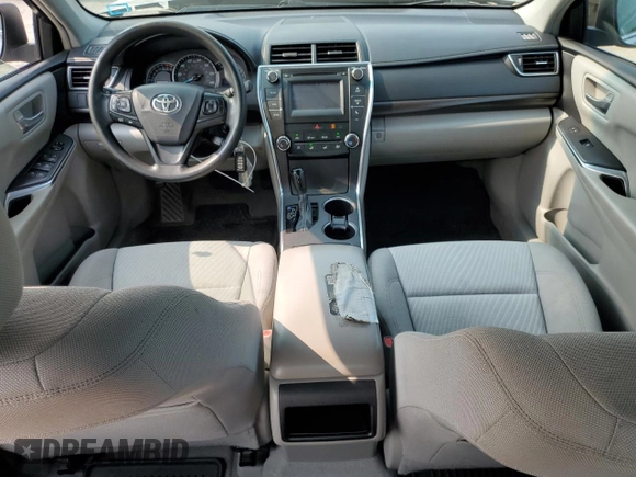 2015 Toyota Camry XLE z VIN 4T4BF1FK2FR512934, wystawiony jako Copart lot #59478725 z przebiegiem 165 935 mil mil oraz Szkoda całkowita • Salvage title. Historia ofert i sprzedaży dostępna na DreamBid. Obrazek 8.