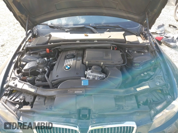 2008 BMW 3 Series 335i with VIN WBAWL73578P178117, listed as a IAAI auction lot 41908699 with 93,844 mi miles and . Bid and sale history available at carsss.com. Image 10.