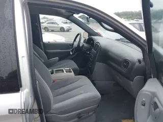 2005 Dodge Caravan SXT z VIN 2D4GP44L75R158888, wystawiony jako IAAI lot #42103360 z przebiegiem 176 650 mil mil oraz . Historia ofert i sprzedaży dostępna na DreamBid. Obrazek 5.