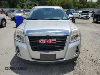 2013 GMC Terrain SLE z VIN 2GKALMEK7D6179040, wystawiony jako Copart lot #60856325 z przebiegiem 79 948 mil mil oraz Czysty tytuł • Clean title. Historia ofert i sprzedaży dostępna na DreamBid. Obrazek 5.
