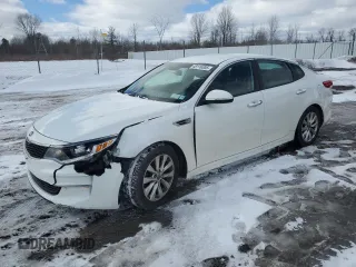 2017 Kia Optima LX z VIN 5XXGT4L39HG161010, wystawiony jako Copart lot #48116305 z przebiegiem 157 772 mil mil oraz Nie do naprawy • Non repairable. Historia ofert i sprzedaży dostępna na DreamBid. Obrazek 1.
