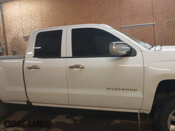 2016 Chevrolet Silverado 1500 Work Truck with VIN 1GCVKNEC2GZ344905, listed as a IAAI auction lot 41542586 with 164,781 mi miles. Bid and sale history available at carsss.com. Image 13.