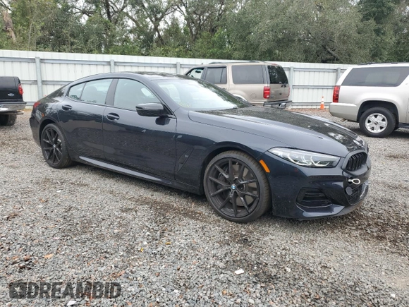 2024 BMW 8 Series M850i with VIN WBAGV8C00RCR84642, listed as a Copart auction lot 81367034 with 2,058 mi miles and Salvage Title. Bid and sale history available at carsss.com. Image 4.