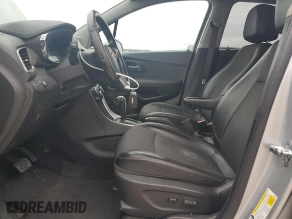 2019 Chevrolet Trax LT z VIN KL7CJLSB8KB844947, wystawiony jako Copart lot #51800355 z przebiegiem 93 740 mil mil oraz Szkoda całkowita • Salvage title. Historia ofert i sprzedaży dostępna na DreamBid. Obrazek 7.