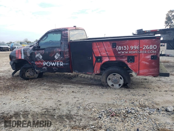 2007 Ford F-250 XL with VIN 1FTSF21P97EB07964, listed as a Copart auction lot 40119684 with 215,318 mi miles and Salvage Title. Bid and sale history available at DreamBid. Image 2.