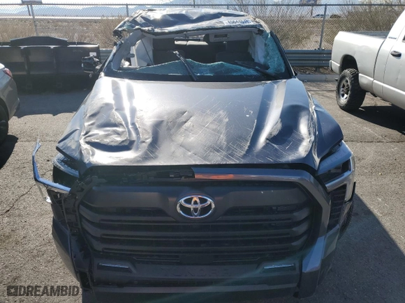 2024 Toyota Tundra 4WD SR5 with VIN 5TFLA5DB5RX236120, listed as a Copart auction lot 45644615 with 9,269 mi miles and Salvage Title. Bid and sale history available at carsss.com. Image 5.