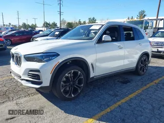 2022 BMW X5 sDrive40i with VIN 5UXCR4C04N9M61676, listed as a IAAI auction lot 41131319 with 29,731 mi miles. Bid and sale history available at carsss.com. Image 2.