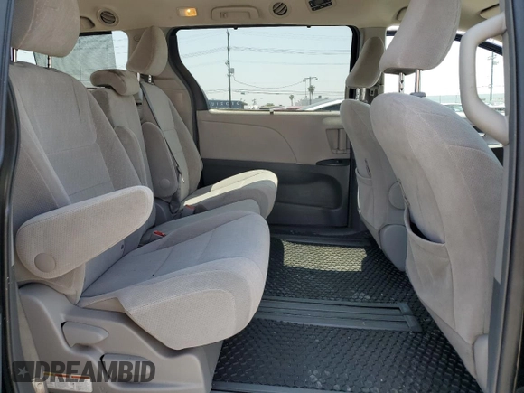 2017 Toyota Sienna LE Auto Access Seat with VIN 5TDKZ3DC3HS862142, listed as a Copart auction lot 55682985 with 85,833 mi miles and Salvage title. Bid and sale history available at DreamBid. Image 11.