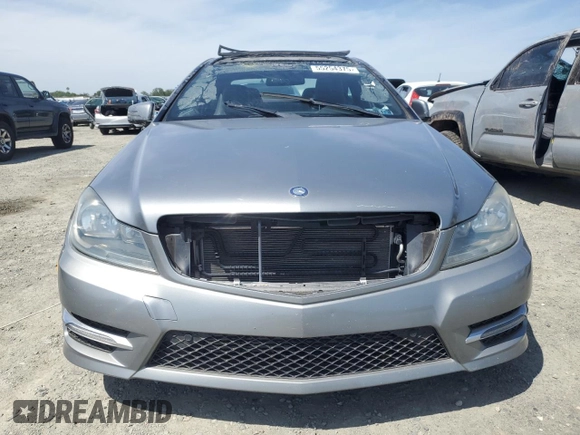 2013 Mercedes-Benz C 250 с VIN WDDGJ4HB5DG072422, выставлен на аукционе Copart как лот 55254375 с пробегом 47 063 миль миль и Чистый • Clean title. История ставок и продаж доступна на DreamBid. Изображение 5.