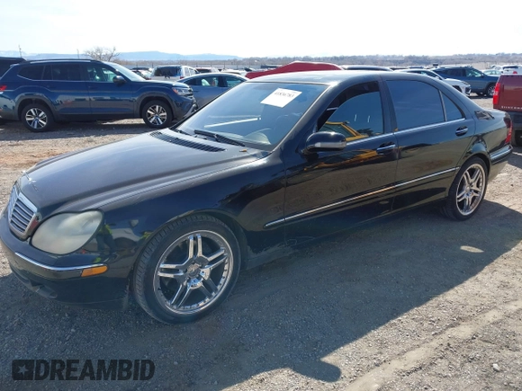 2002 Mercedes-Benz S-Class 5.0L with VIN WDBNG75J22A231974, listed as a IAAI auction lot 41836783 with 187,211 mi miles. Bid and sale history available at carsss.com. Image 2.