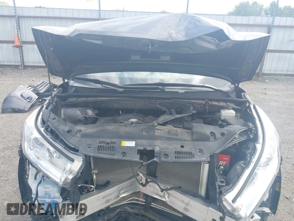 2019 Toyota Highlander SE with VIN 5TDKZRFH3KS353087, listed as a IAAI auction lot 42006593 with 74,214 mi miles and . Bid and sale history available at DreamBid. Image 10.
