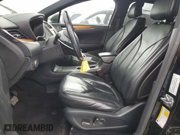 2017 Lincoln MKC Select with VIN 5LMCJ2C93HUL11239, listed as a Copart auction lot 48985315 with 121,233 mi miles and Salvage title. Bid and sale history available at DreamBid. Image 7.