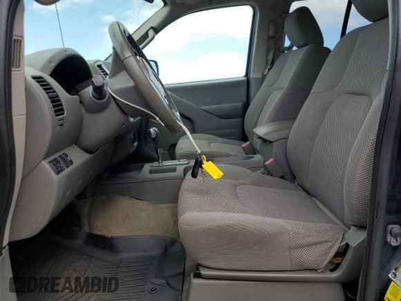 2016 Nissan Frontier Desert Runner z VIN 1N6AD0ER1GN743731, wystawiony jako Copart lot #46523325 z przebiegiem 100 046 mil mil oraz Szkoda całkowita • Salvage title. Historia ofert i sprzedaży dostępna na DreamBid. Obrazek 7.
