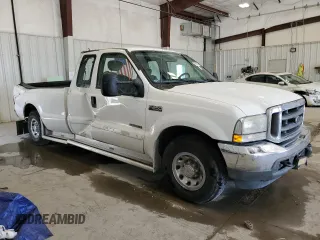 2002 Ford F-250 XL with VIN 1FTNX20F72EB54812, listed as a Copart auction lot 71949524 with 155,302 mi miles and Non repairable. Bid and sale history available at DreamBid. Image 4.