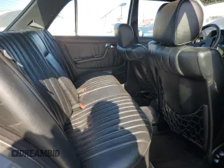 1984 Mercedes-Benz 300 D с VIN WDBAB33A1EA083118, выставлен на аукционе Copart как лот 56901585 с пробегом 157 356 миль миль и Списание • Salvage title. История ставок и продаж доступна на DreamBid. Изображение 10.