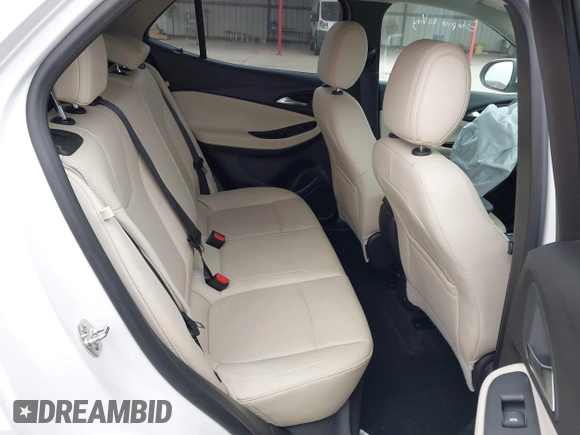 2024 Buick Encore GX Sport Touring z VIN KL4AMDSL9RB138008, wystawiony jako IAAI lot #42265467 z przebiegiem 28 000 mil mil oraz . Historia ofert i sprzedaży dostępna na DreamBid. Obrazek 8.
